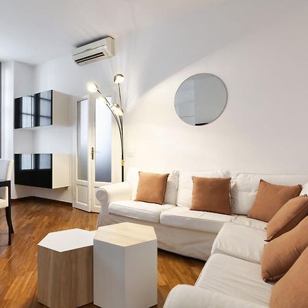 Ferienwohnung Charming San Babila Apt. Mailand Exterior foto